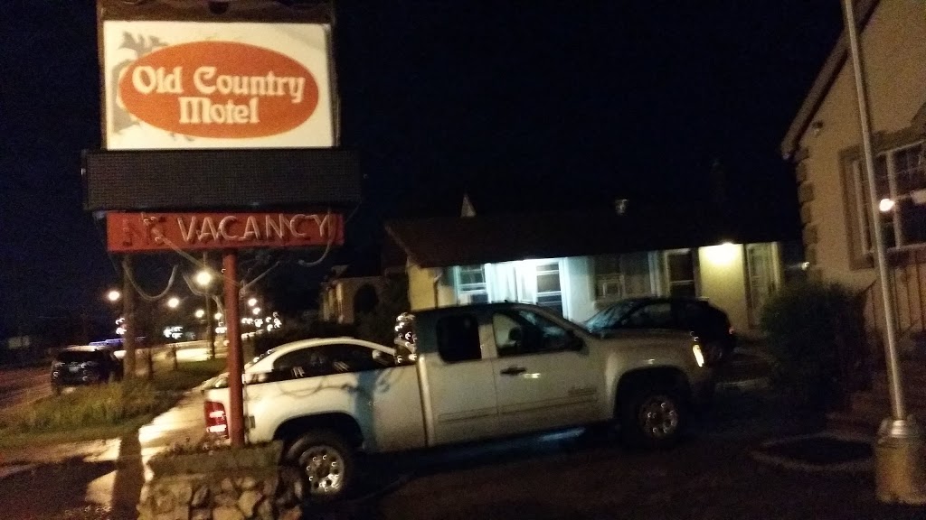 Old Country Motel | 500 Cumberland St N, Thunder Bay, ON P7A 4R8, Canada | Phone: (807) 285-3406