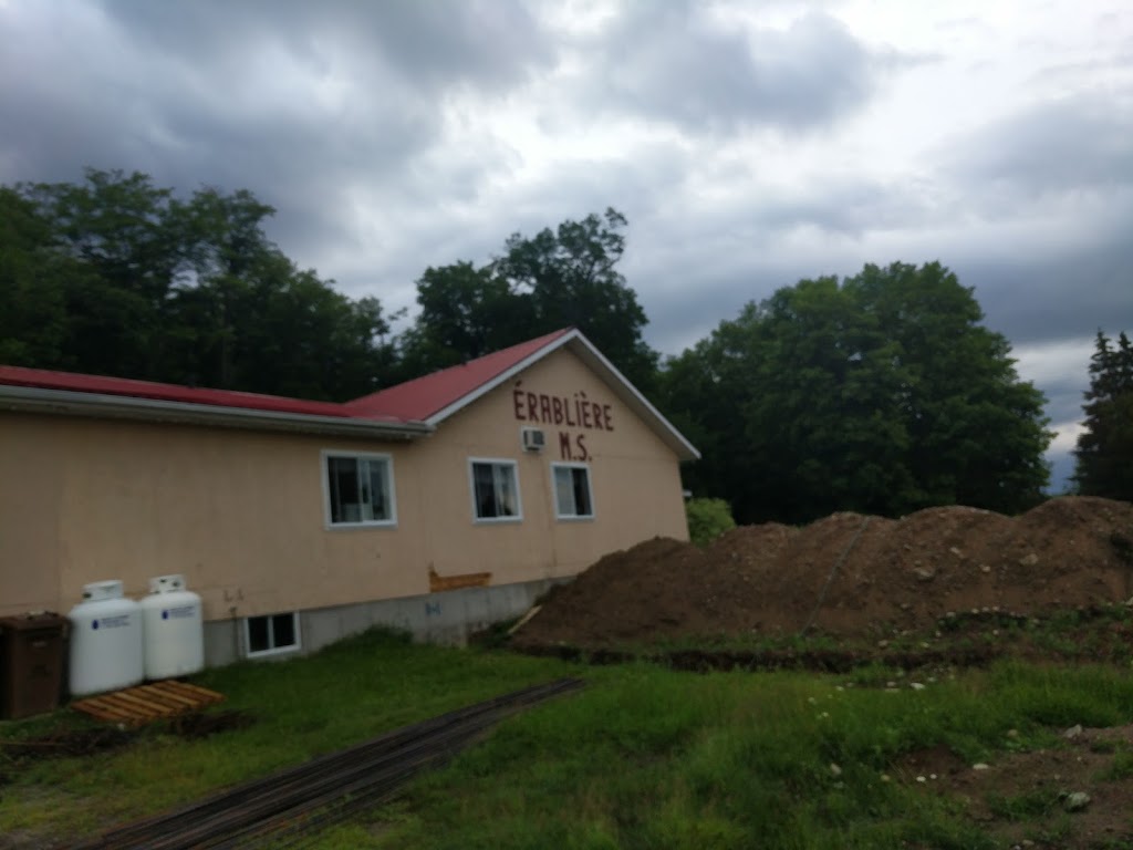 Cabane A Sucre De LErabliere | 1443 Chem. de la Lièvre S, Mont-Laurier, QC J9L 3G3, Canada | Phone: (819) 623-2176