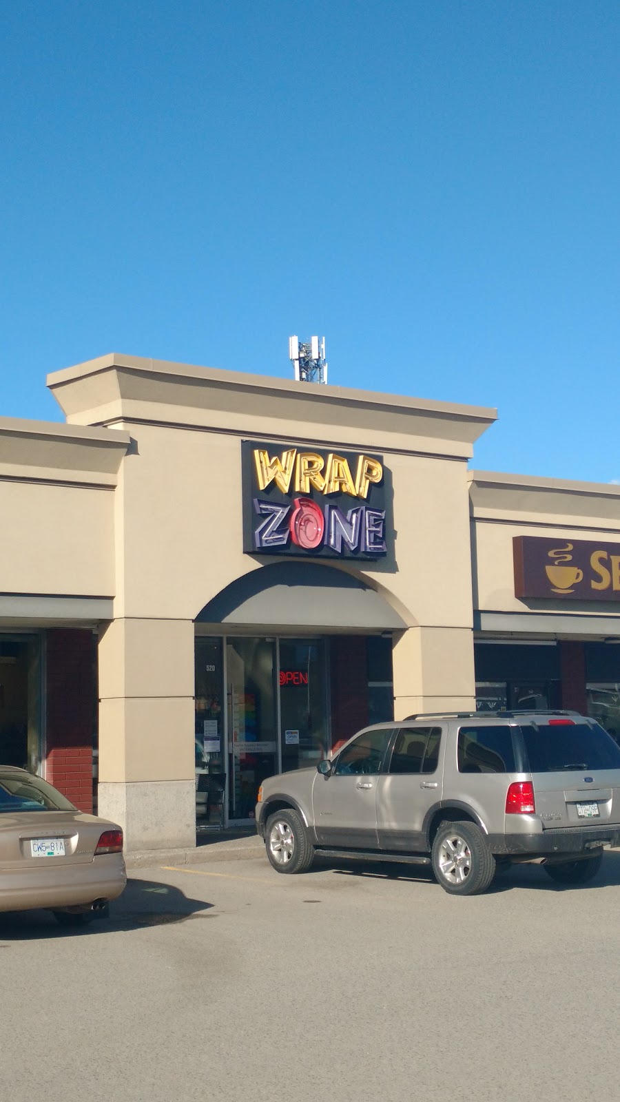 WrapZone Restaurant | 520-1950 Harvey Ave, Kelowna, BC V1Y 8J8, Canada | Phone: (250) 861-6000