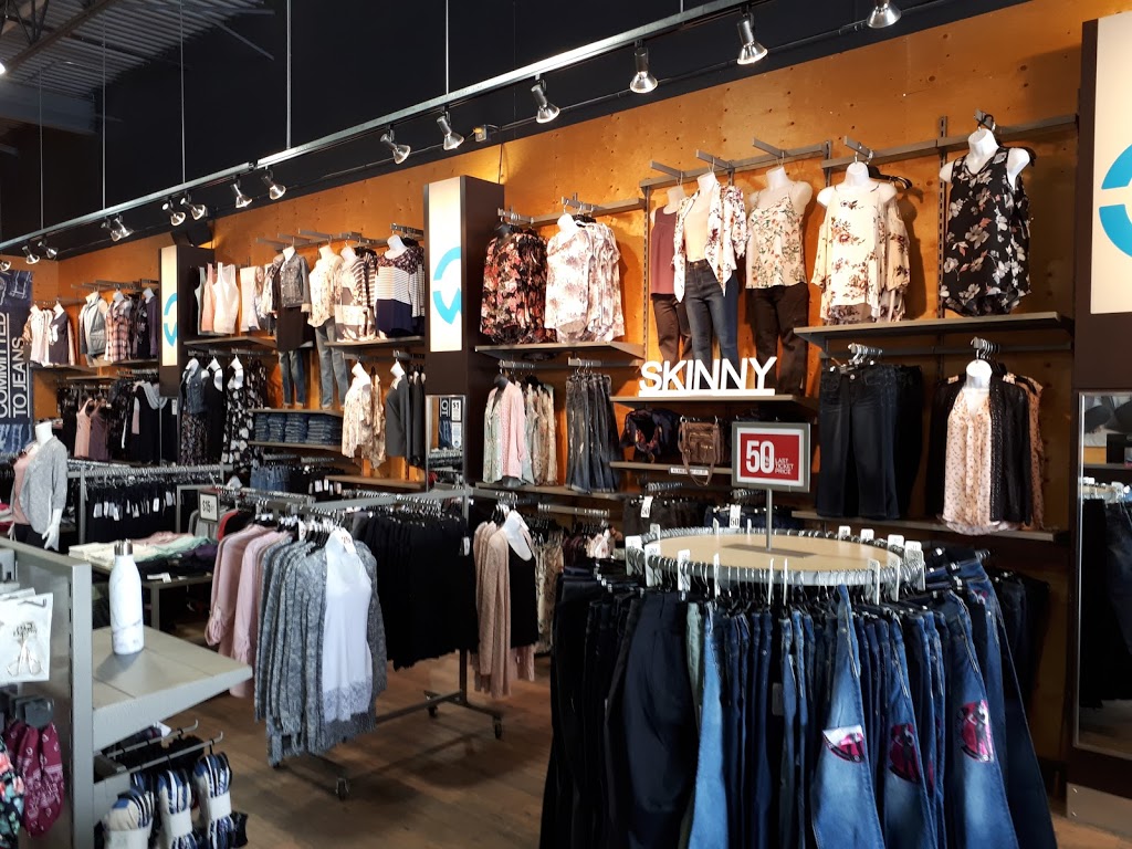 Warehouse One | CLAREVIEW TOWNE CENTRE, 13842 40 St NW, Edmonton, AB T5Y 3E6, Canada | Phone: (780) 473-0950