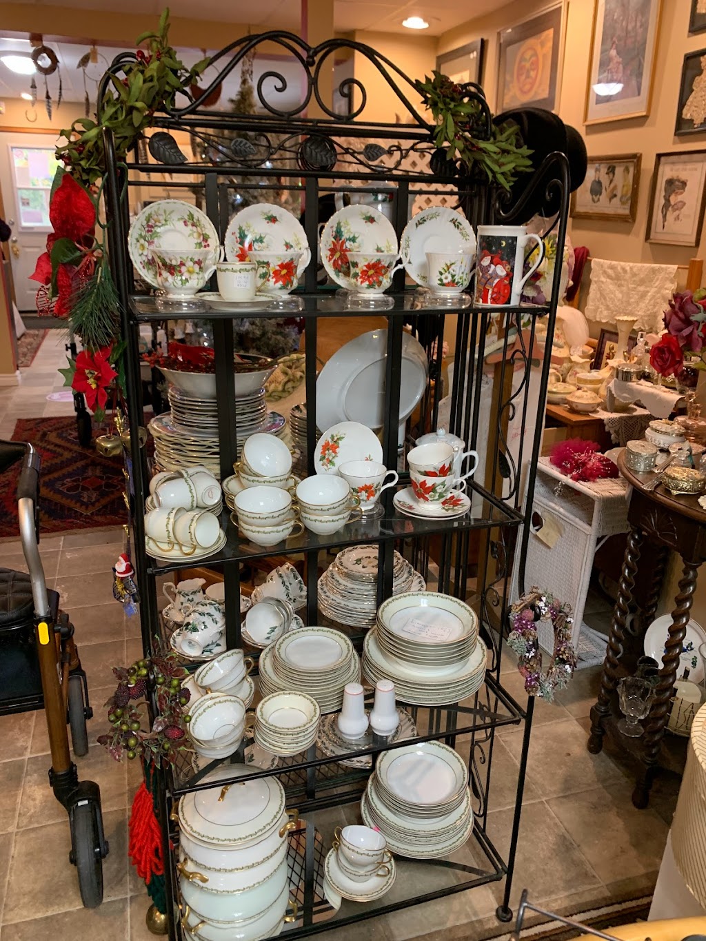 Czech it Out Antiques | 22 Nelson St W, Meaford, ON N4L 1R1, Canada | Phone: (519) 377-7990