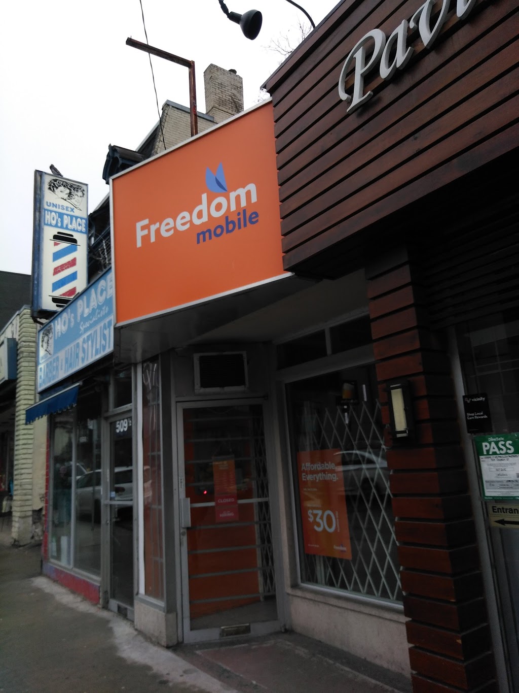 Freedom Mobile | 509 Church St, Toronto, ON M4Y 2C9, Canada | Phone: (416) 921-8808