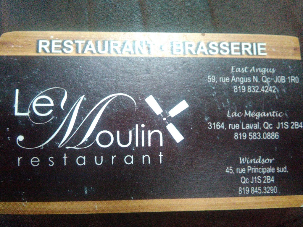 Restaurant Le Château (L-M) Inc | 481 2e Av, Weedon, QC J0B 3J0, Canada | Phone: (819) 877-3888