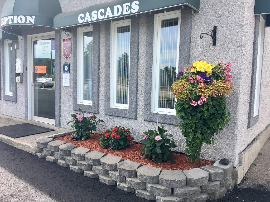 Motel des Cascades | 907 Boulevard Mgr de Laval, Baie-Saint-Paul, QC G3Z 2V9, Canada | Phone: (418) 435-6603