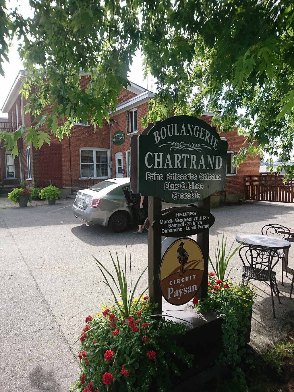 Boulangerie Chartrand Enr | 2563 209 Rte, Saint-Antoine-Abbé, QC J0S 1N0, Canada | Phone: (450) 827-2465