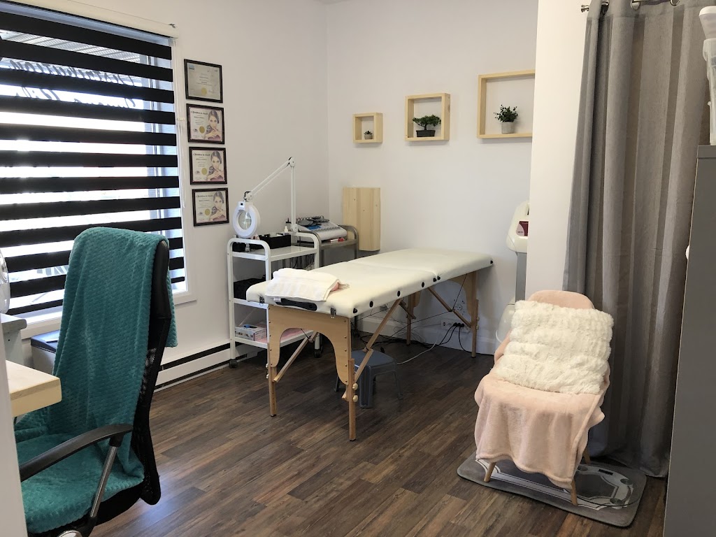 Les soins de beauté RG | 505 Bd Valcartier #11, Québec, QC G2A 2M8, Canada | Phone: (581) 984-8065