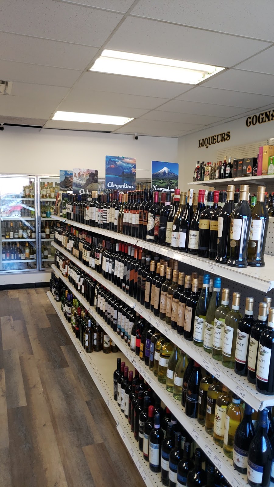 Cheers Liquor Store | 104 3 Ave SE Unit 7, High River, AB T1V 1G3, Canada | Phone: (403) 714-3897