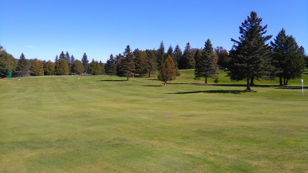 Club De Golf Waterville Inc | 600 Rue Compton E, Waterville, QC J0B 3H0, Canada | Phone: (819) 837-2966