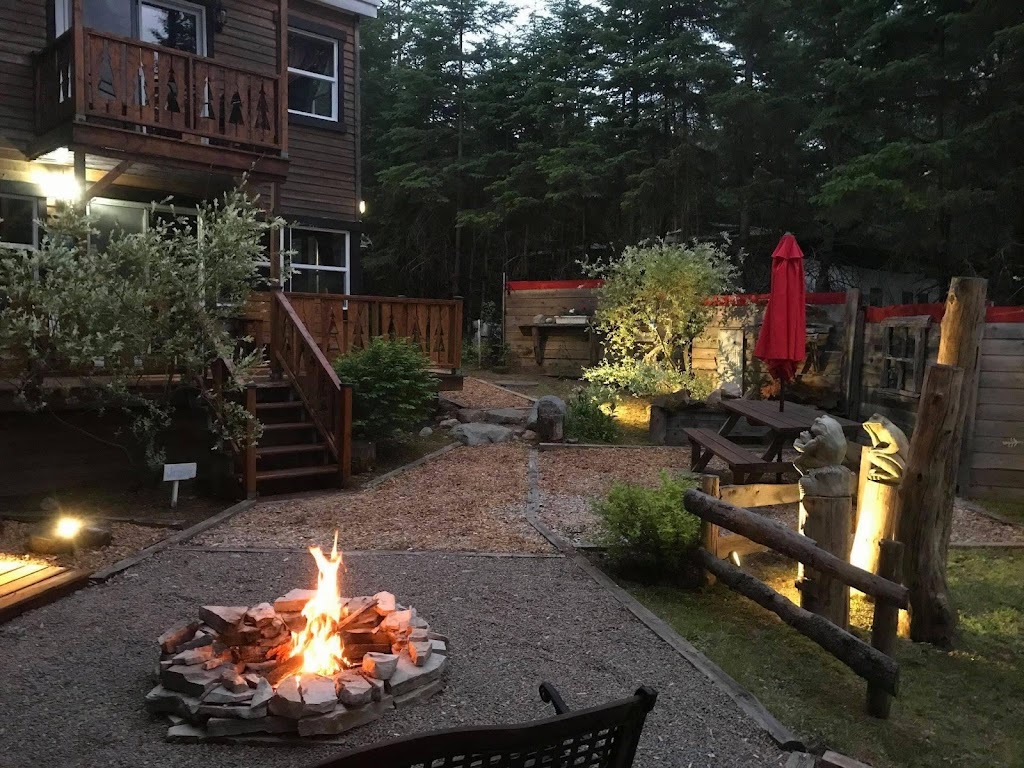 Chalet La Petite Campagne | 1170 Chem. du Lac Beaulne, Chertsey, QC J0K 3K0, Canada | Phone: (514) 946-0031