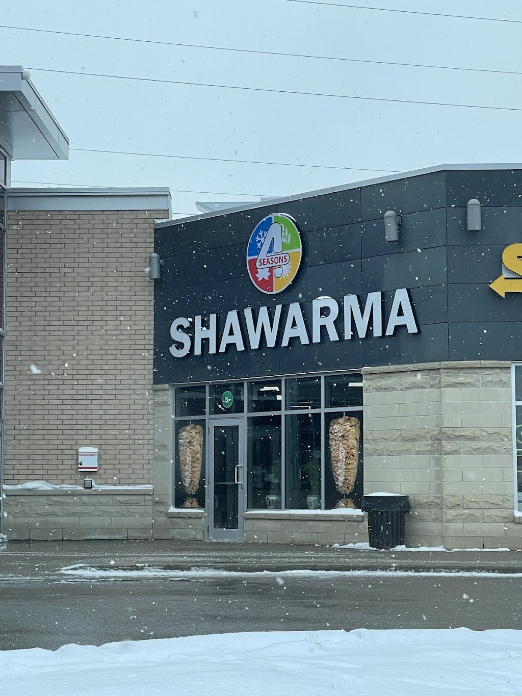 4 Seasons Shawarma | 450 Columbia St W #24, Waterloo, ON N2T 2W1, Canada | Phone: (519) 884-1212