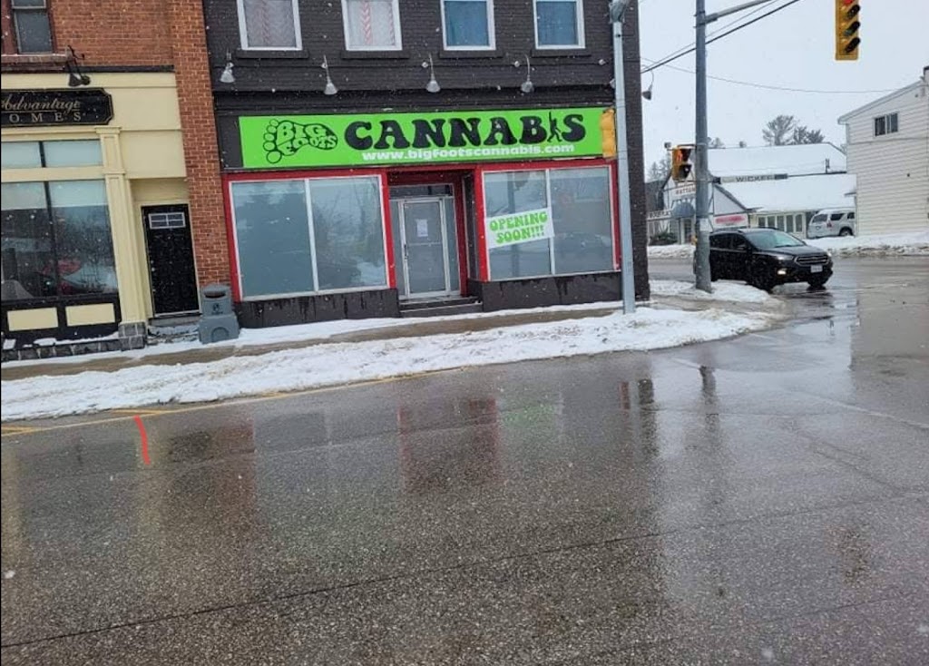 Bigfoots Cannabis Inc | 2 Queen St W, Elmvale, ON L0L 1P0, Canada | Phone: (705) 322-4210
