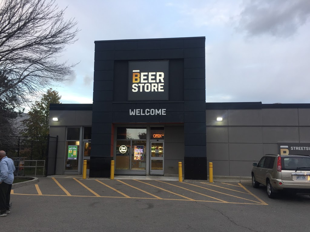 Beer Store | 65 Queen St N, Mississauga, ON L5N 1A4, Canada | Phone: (905) 826-2651