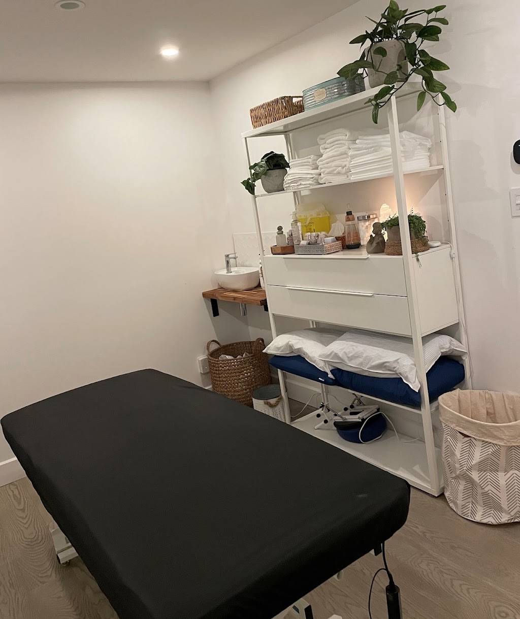 Acupuncture Catherine Bernier | 662 Rue Châteaubriand, Mont-Saint-Hilaire, QC J3H 5L1, Canada | Phone: (514) 816-1256