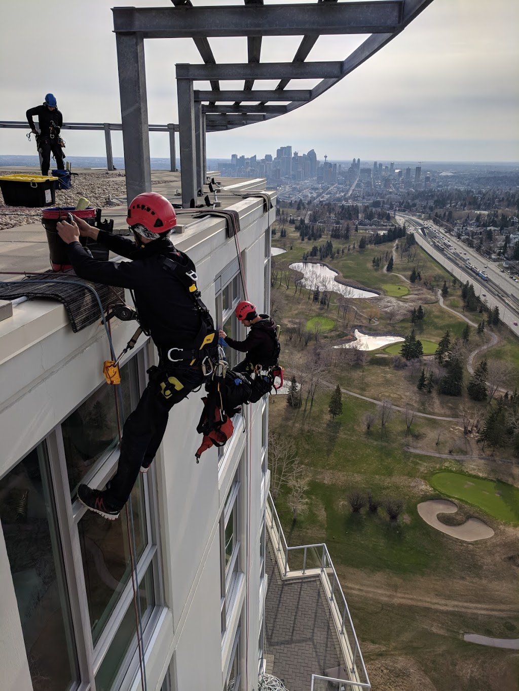 Valiant Solutions Window Cleaning | 64 Tuscarora Crescent NW, Calgary, AB T3L 2G3, Canada | Phone: (587) 318-6123