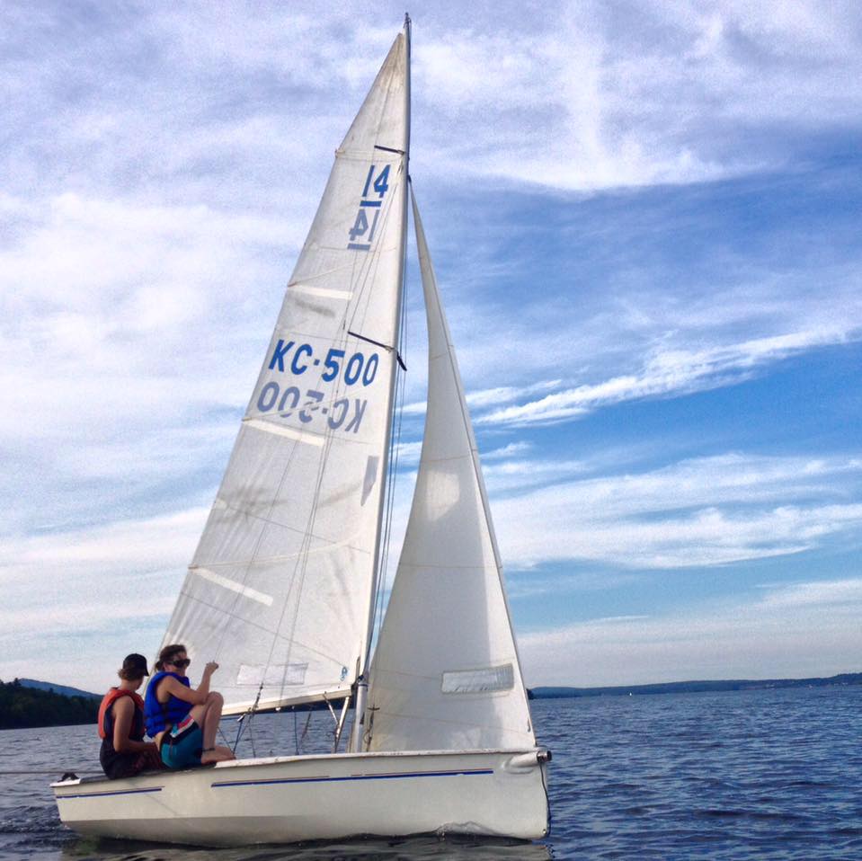 Sailing Club Memphrémagog | 155 chemin de la plage des cantons C.P 473, Magog, QC J1X 4W3, Canada | Phone: (819) 847-3181