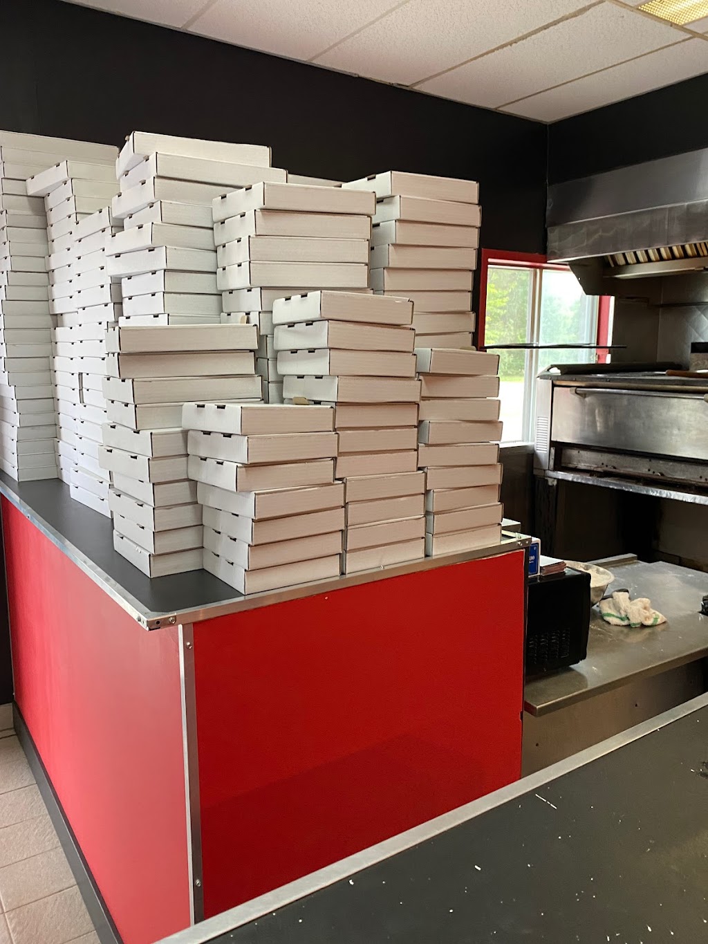 Pizza Delys | 349 Côte Saint-Nicholas, Saint-Colomban, QC J5K 1M5, Canada | Phone: (450) 436-3252