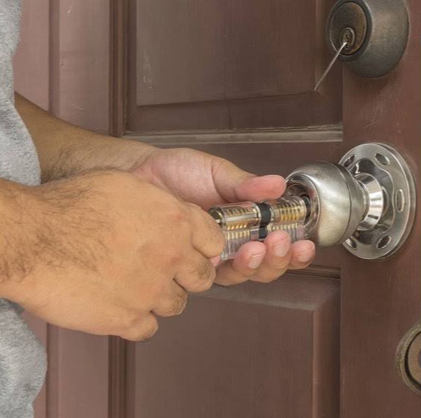 Cambridge Locksmith Services | 350 Conestoga Blvd #32C, Cambridge, ON N1R 7L7, Canada | Phone: (226) 556-9956