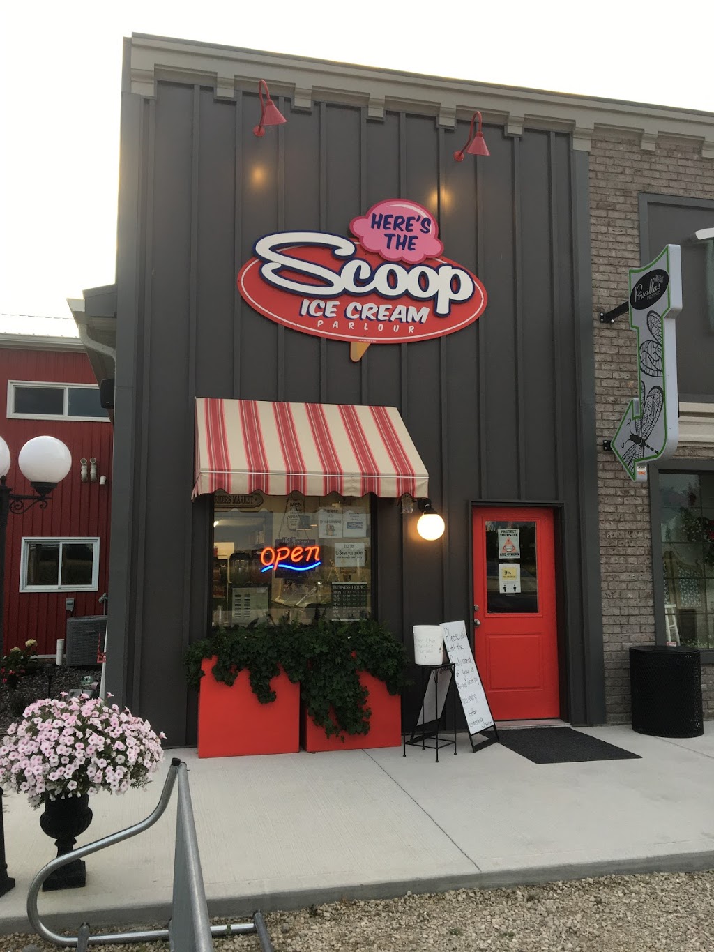 Heres The Scoop | 1195 Iler Rd, Harrow, ON N0R 1G0, Canada | Phone: (519) 738-0001