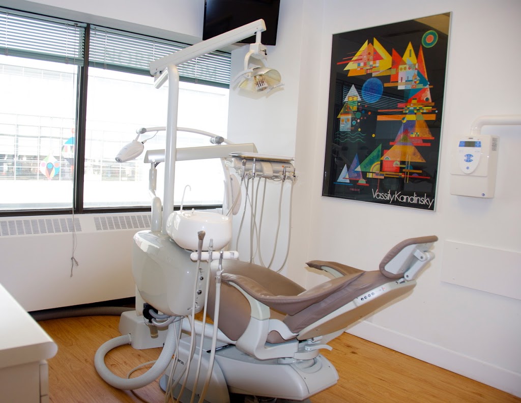 Yorkdale Place Dental Clinic | 1 Yorkdale Rd Suite 315, North York, ON M6A 3A1, Canada | Phone: (416) 739-0999