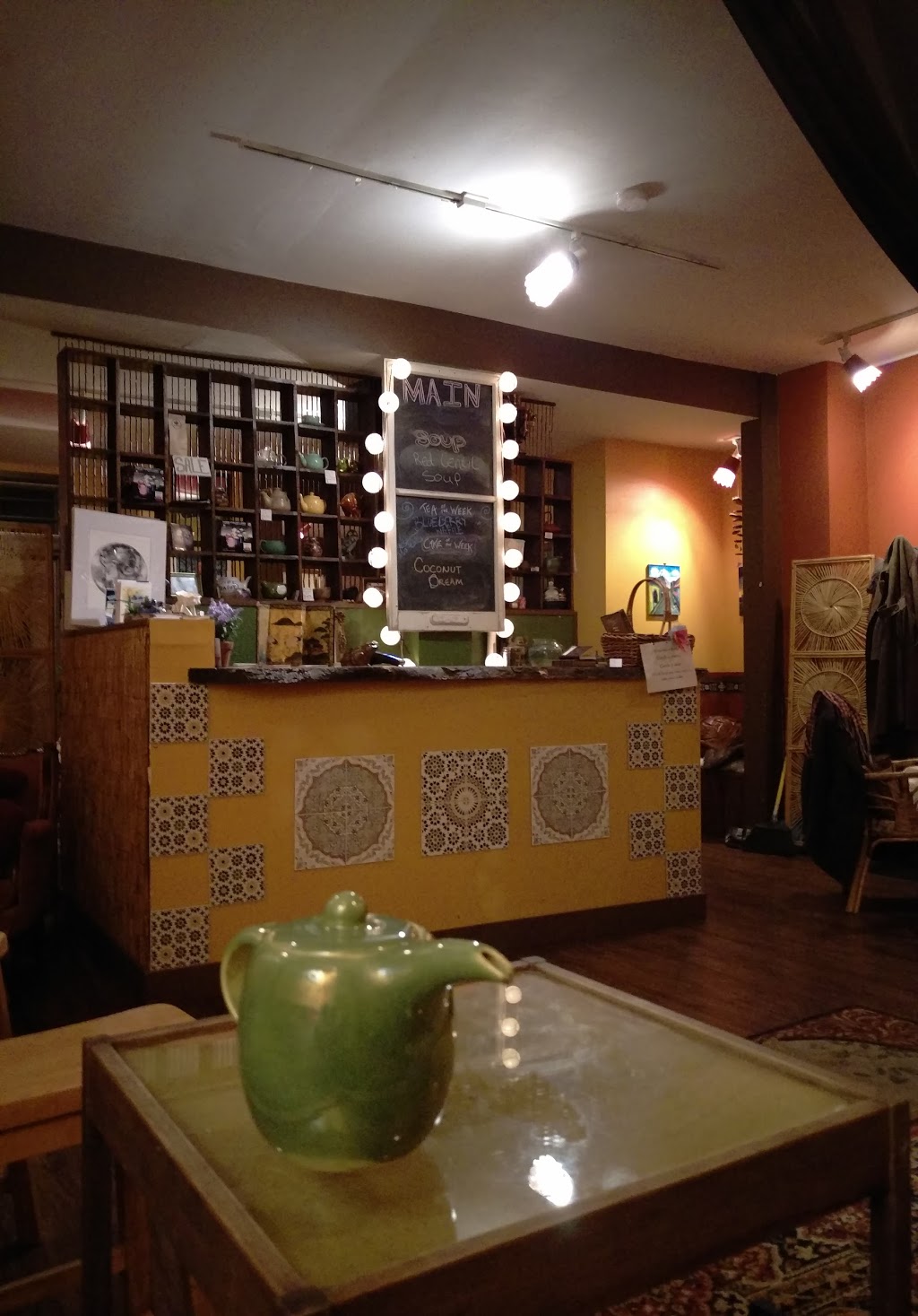Bampot Bohemian House Of Tea And Board Games | 201 Harbord St, Toronto, ON M5S 1H6, Canada | Phone: (416) 537-5959