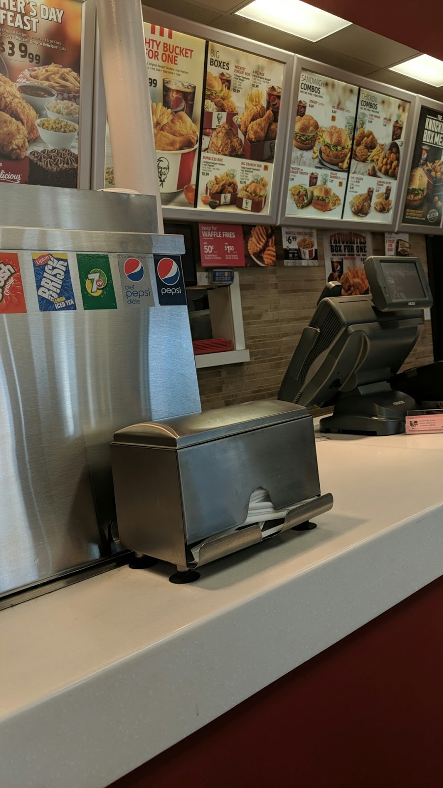 KFC | 1020 Sherwood Dr #30, Sherwood Park, AB T8A 2G4, Canada | Phone: (780) 467-8725