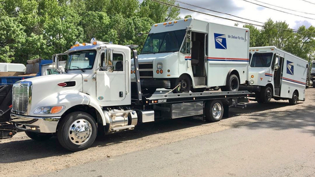 Tow Truck Service 24h CHATEAUGUAY KAHNAWAKE | CP 80033, PRINCIPALE, Châteauguay, QC J6J 5X2, Canada | Phone: (450) 287-0170