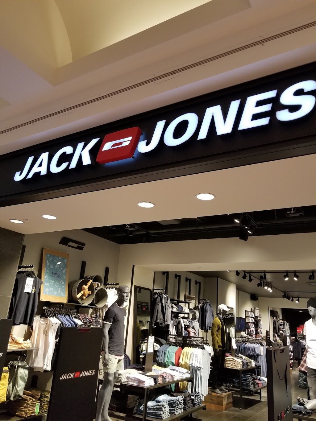 JACK & JONES | 1800 Sheppard Ave E, Toronto, ON M2J 5A7, Canada | Phone: (416) 756-4747