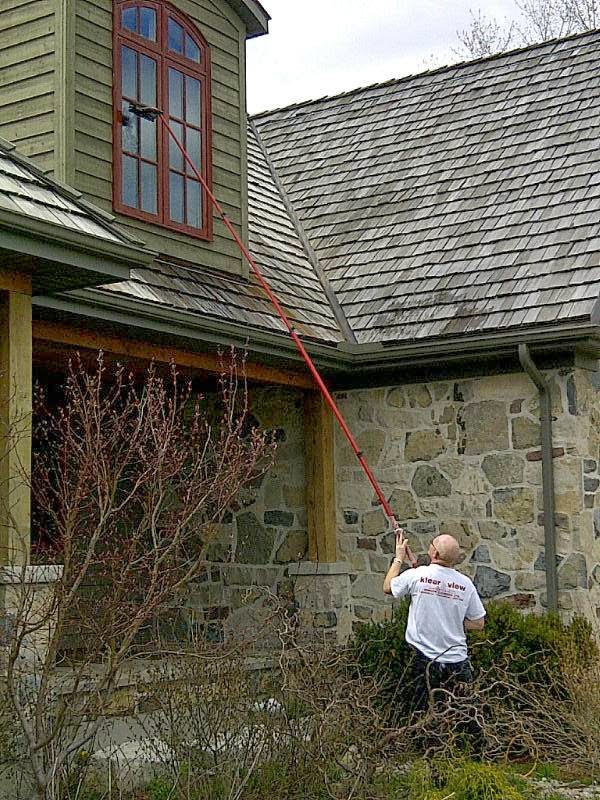 Klear View Window Cleaners Ltd | 188 Turnbull Ct, Cambridge, ON N1T 1J2, Canada | Phone: (519) 651-2927