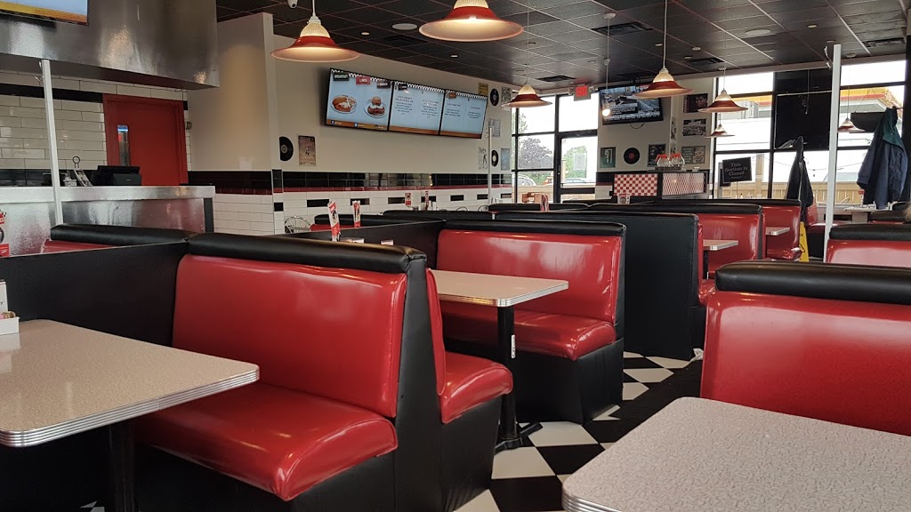 Wimpys Diner | 10178 Hurontario St, Brampton, ON L7A 0E4, Canada | Phone: (905) 840-0100