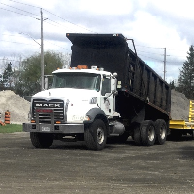 Morris Trucking and Excavating | 95 Park Rd, Simcoe, ON N3Y 4K6, Canada | Phone: (519) 428-9292