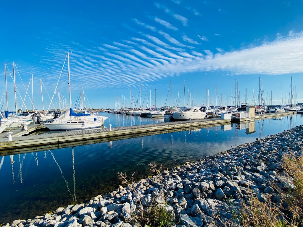 Bronte Outer Harbour Marina | 2340 Ontario St, Oakville, ON L6L 6P7, Canada | Phone: (905) 827-7575