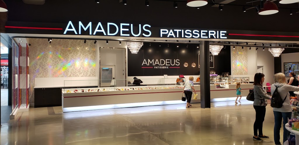 Amadeus Patisserie | 17600 Yonge St, Newmarket, ON L3Y 4Z1, Canada | Phone: (905) 882-9957