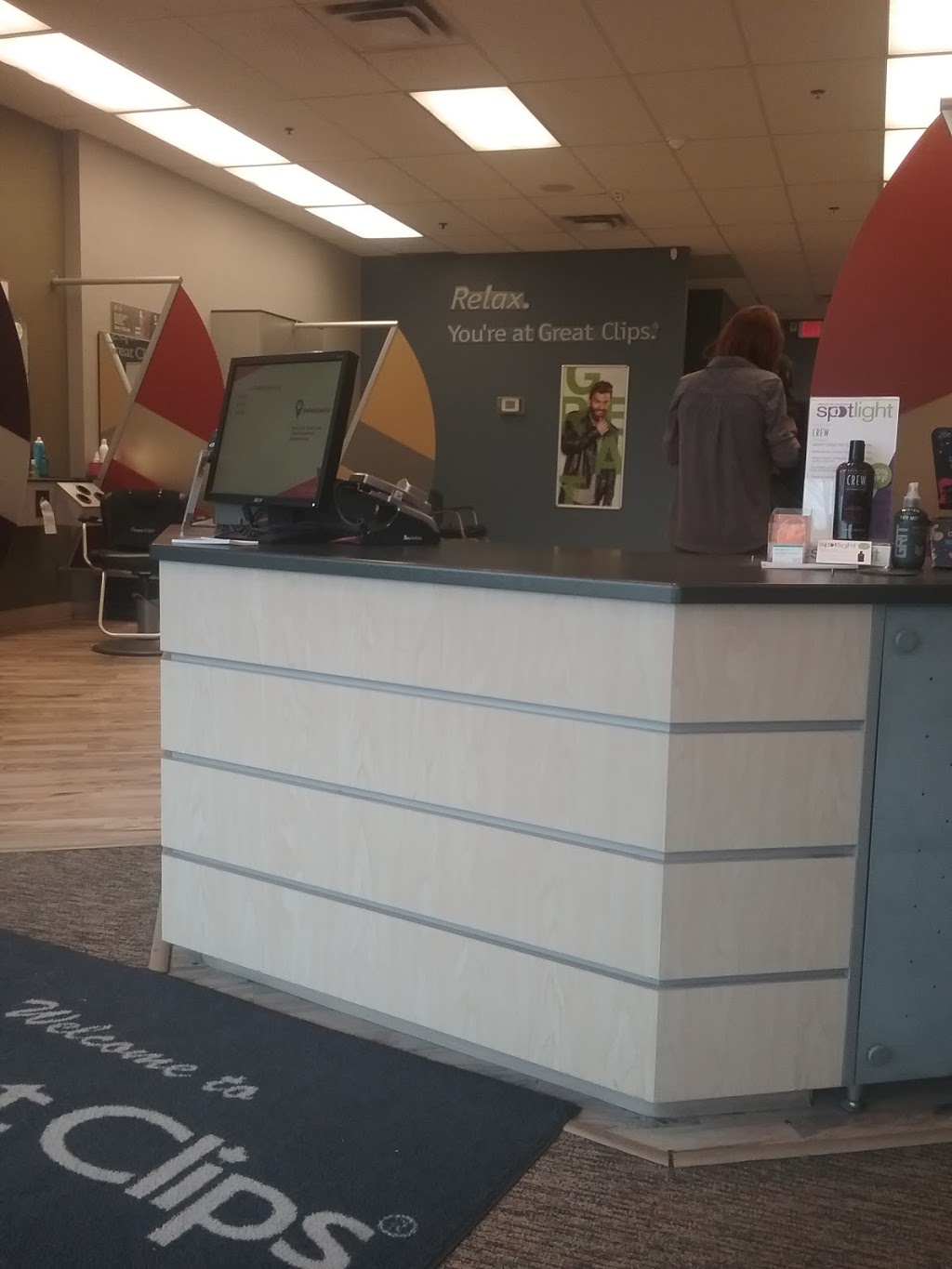 Great Clips | 491 Gibb St Unit C3, Oshawa, ON L1J 1Z4, Canada | Phone: (905) 436-0299