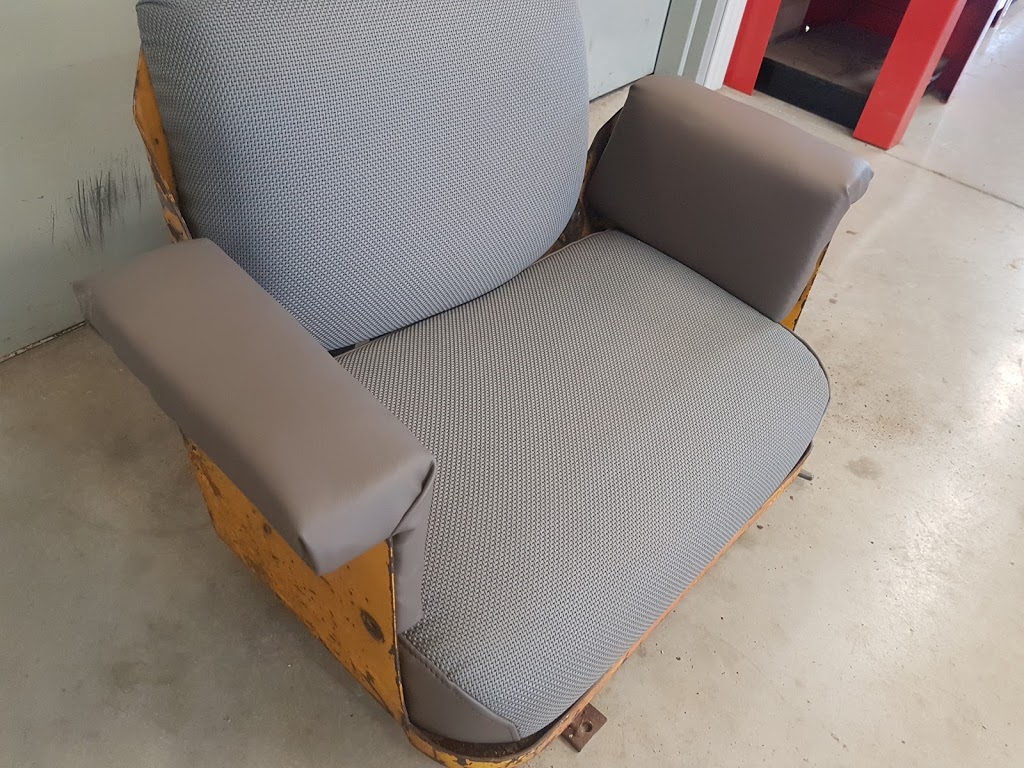 Gold Star Upholstery | 2435 Eagle St N, Cambridge, ON N3H 4R7, Canada | Phone: (519) 650-4124