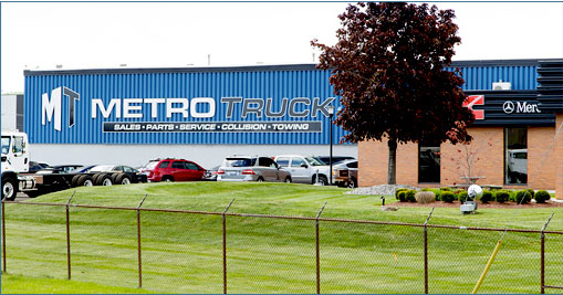 Metro Freightliner Hamilton Inc | 475 Seaman St, Stoney Creek, ON L8E 2R2, Canada | Phone: (800) 207-5568