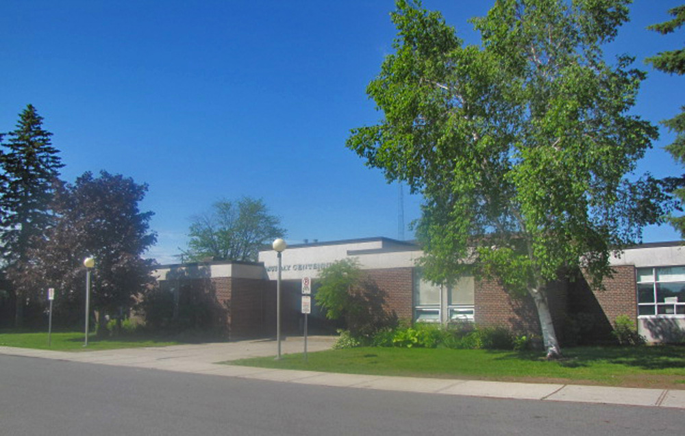 Murray Centennial Public School | 654 County Rd 40, Trenton, ON K8V 5P4, Canada | Phone: (613) 392-9238