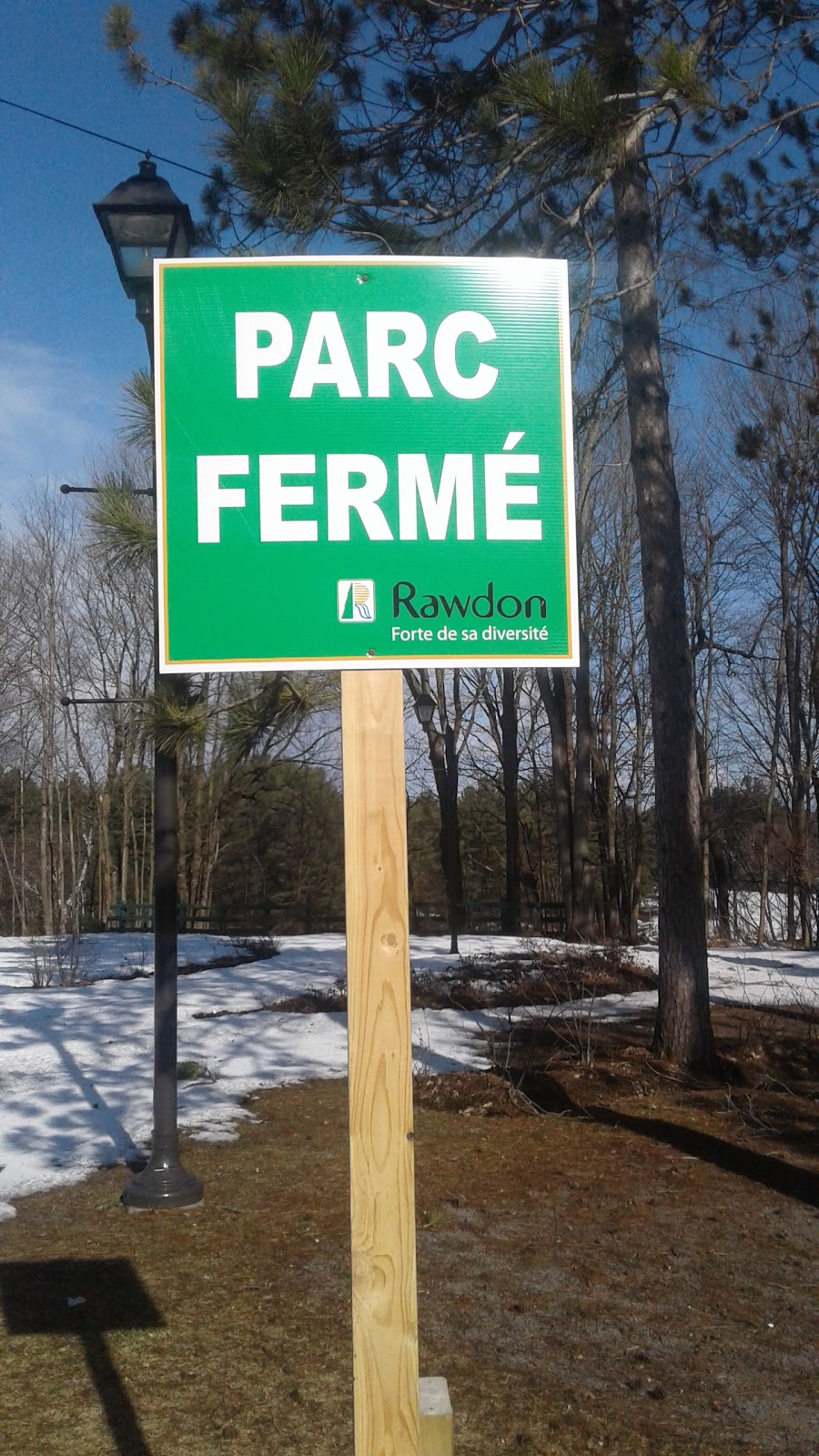 Parc , Jardin de la Roseraie , coin 6iem avenue et ch.du Lac Mor | 3829 Chemin du Lac-Morgan, Rawdon, QC J0K 1S0, Canada | Phone: (450) 834-2596