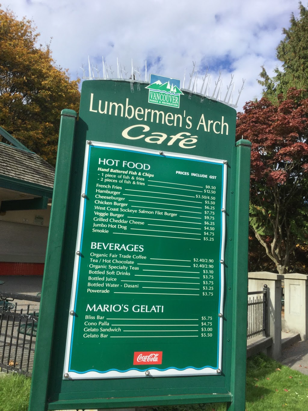 Lumbermans Arch Concession | 3301 Stanley Park Dr, Vancouver, BC V6G 3E2, Canada | Phone: (604) 683-1956