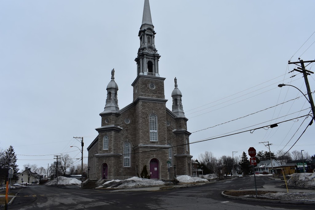 Église catholique Saint-Ignace | 148 Rue du Manoir E #90, Cap-Saint-Ignace, QC G0R 1H0, Canada | Phone: (418) 246-5328