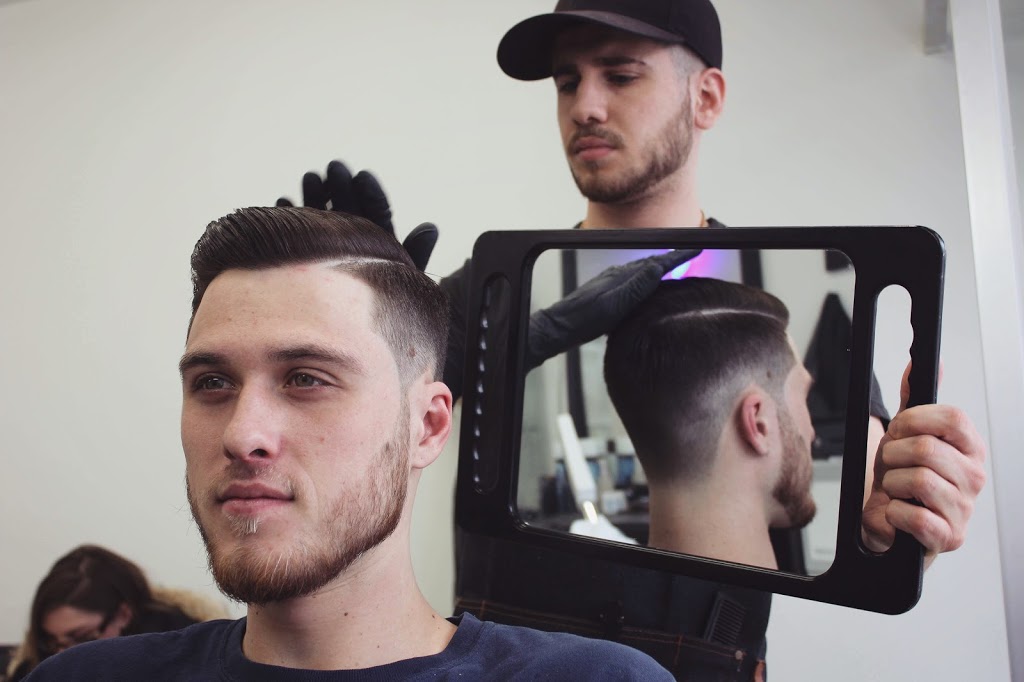 RoyalCuts Barbershop | 389 Boulevard Cartier O, Laval, QC H7N 2K6, Canada | Phone: (450) 662-0989