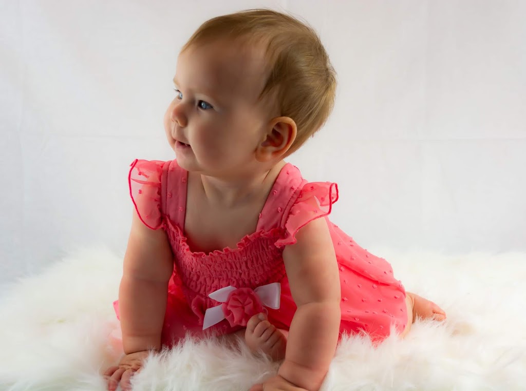 Loves Creations Photography Studio | 14109 23 St NW, Edmonton, AB T5Y 1P9, Canada | Phone: (780) 293-3287