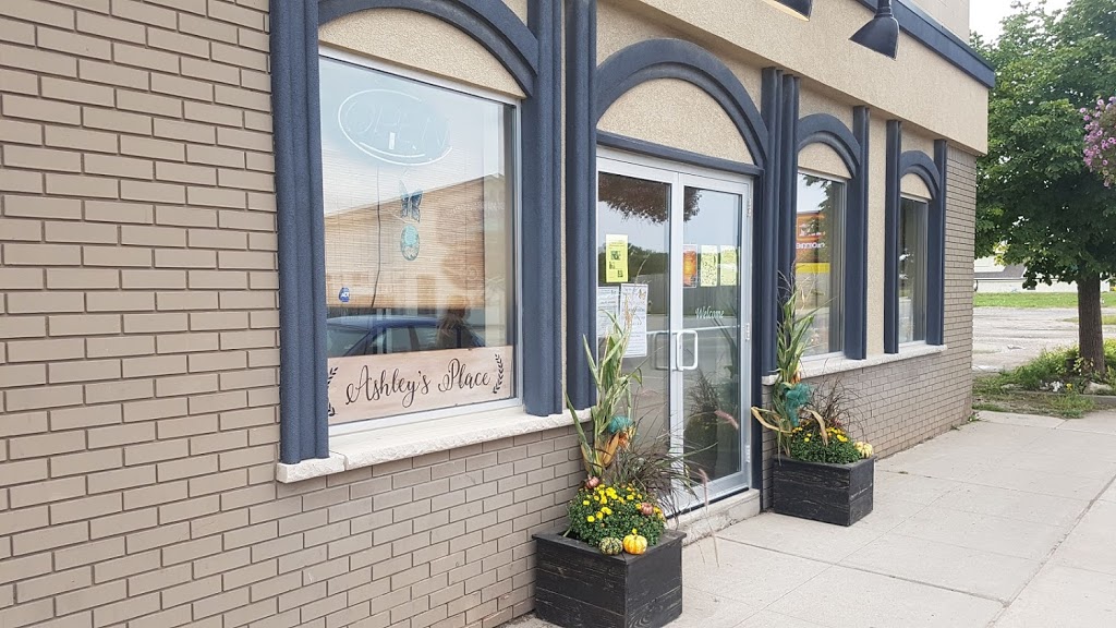 Ashleys PLACE | 75 Queen St N, Tilbury, ON N0P 2L0, Canada | Phone: (519) 962-5135