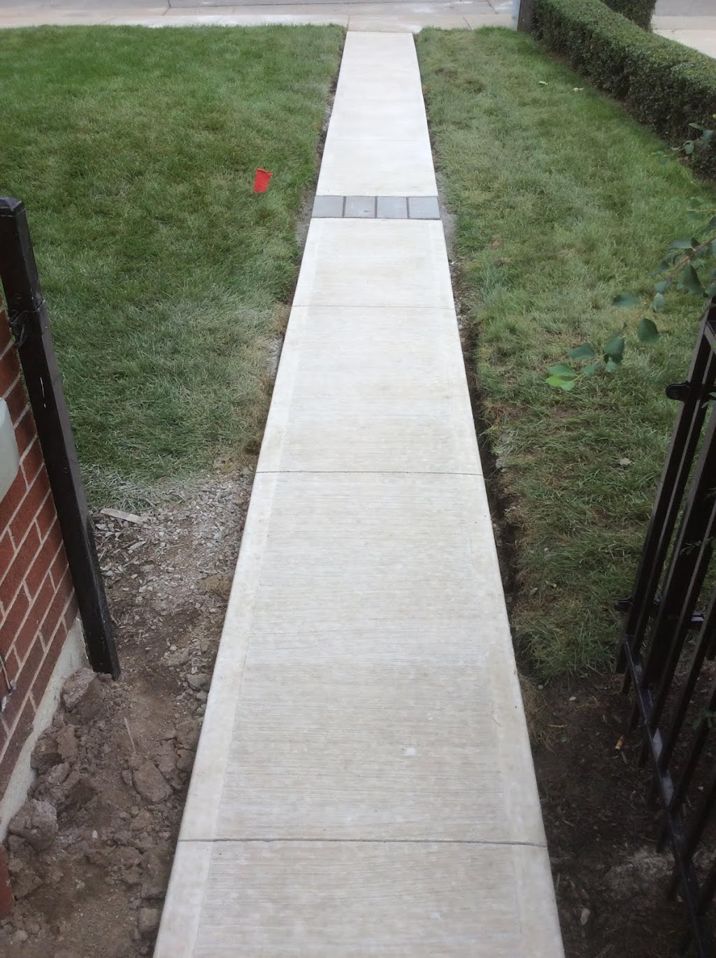 All The Best Paving | 1059 Upper James St #202, Hamilton, ON L9C 3A6, Canada | Phone: (905) 522-9020