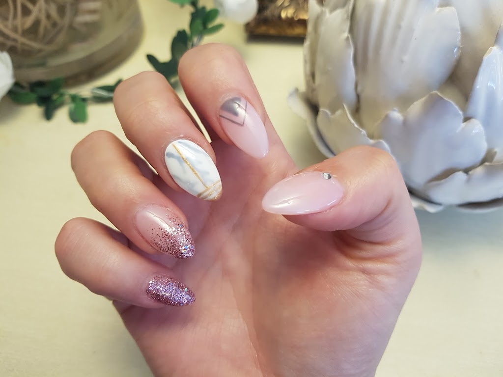 Ongles Les Amies Nails | 614 Bd Jacques-Bizard, LÎle-Bizard, QC H9C 2H2, Canada | Phone: (514) 675-9988