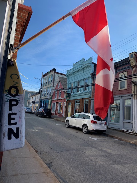 Lincoln Barber | 145 Lincoln St, Lunenburg, NS B0J 2C0, Canada | Phone: (604) 602-6749