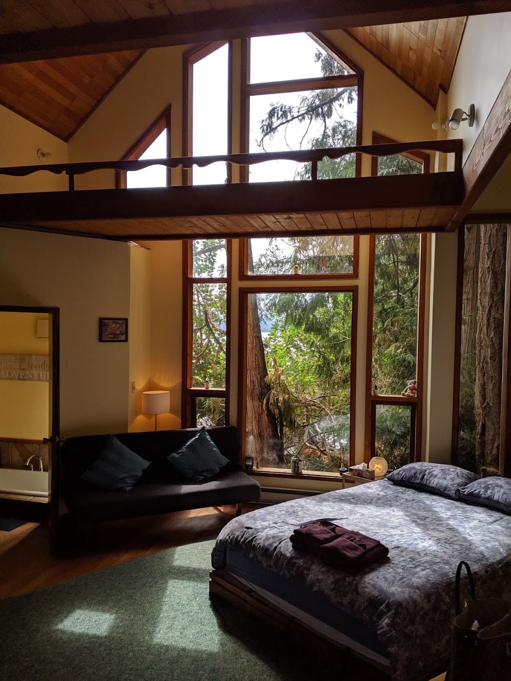 Serenity by the Sea Retreat | 65 Serenity Ln, Galiano Island, BC V0N 1P0, Canada | Phone: (236) 882-5683