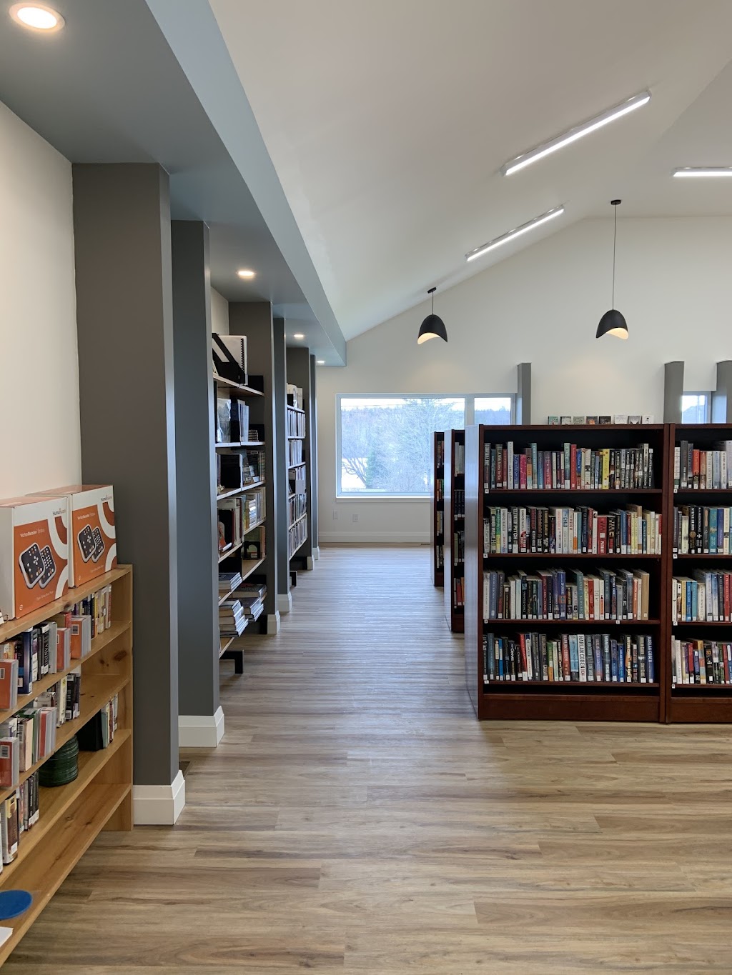 Whitestone Public Library & Technology Centre | 2206 Hwy 124, Dunchurch, ON P0A 1G0, Canada | Phone: (705) 389-3311