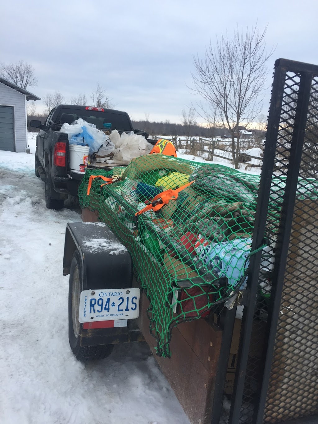 Daisys junk and garbage removal | 217 Greenlees Dr, Kingston, ON K7K 6P7, Canada | Phone: (613) 329-1677