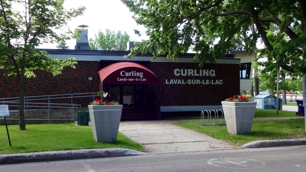 Club de curling Laval-sur-le-Lac | 10 Rue les Pins, Laval, QC H7R 1C7, Canada | Phone: (450) 627-4791