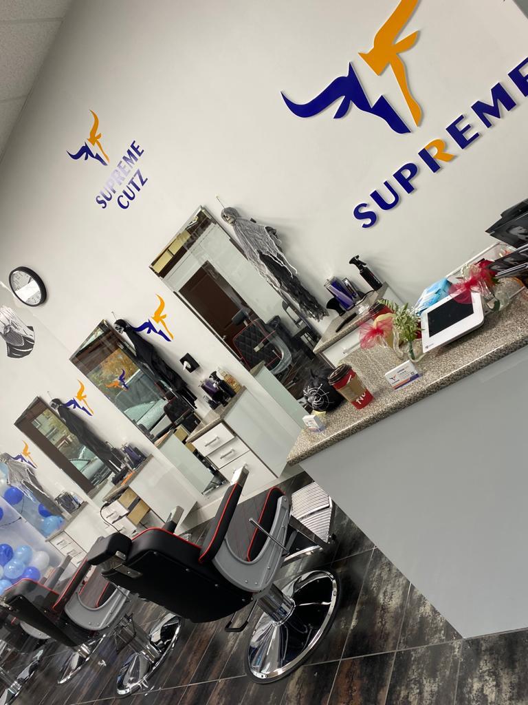 Supreme Cutz | 7228 192 St #103, Surrey, BC V4N 5Y4, Canada | Phone: (604) 553-1335